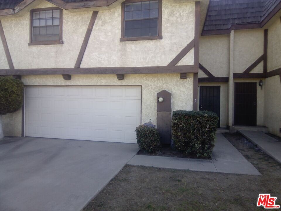 1730 W 146th St in Gardena, CA - Building Photo