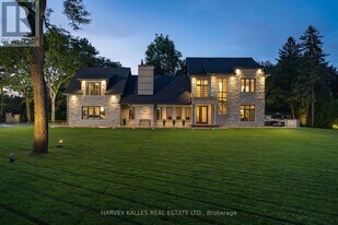 3 Oakbank Rd in Vaughan, ON - Building Photo