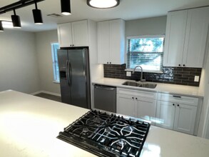 5900 Glenhollow Path in Austin, TX - Building Photo - Building Photo
