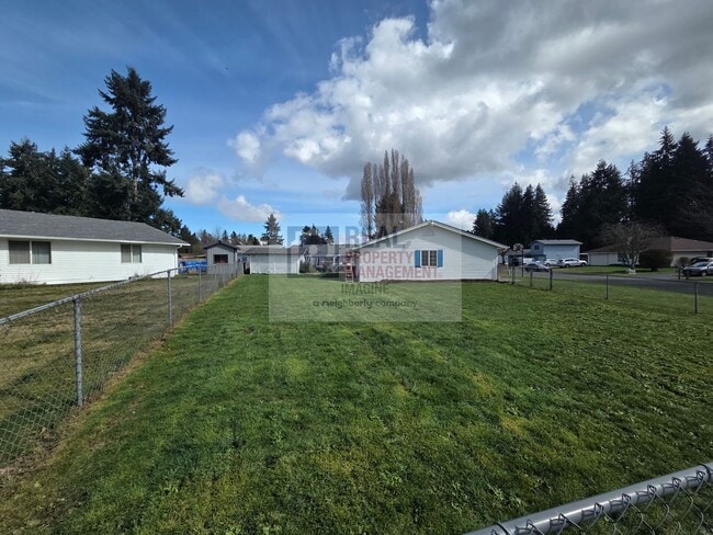 7811 6th Way SE in Olympia, WA - Building Photo - Building Photo