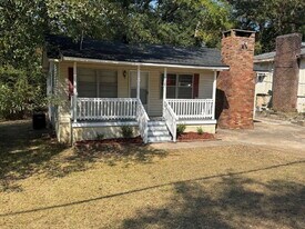 125 Honeysuckle Ave in Hueytown, AL - Building Photo