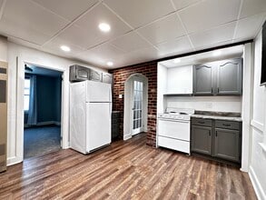 2040 N 13th St, Unit 2040A in Sheboygan, WI - Building Photo - Building Photo