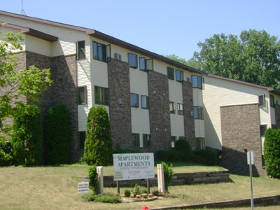 Maplewood Apartments in St. Peter, MN - Building Photo