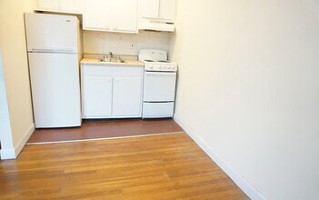 164 North Beacon St, Unit 21 in Boston, MA - Building Photo - Building Photo