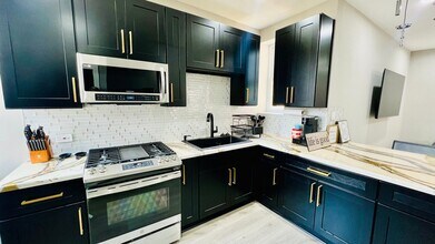 1863 S Karlov Ave in Chicago, IL - Foto de edificio - Building Photo