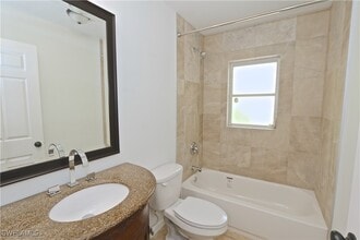 5461 Boxwood Way in Naples, FL - Building Photo - Building Photo