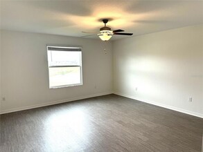 12626 Bergstrom Bay Dr in Riverview, FL - Building Photo - Building Photo