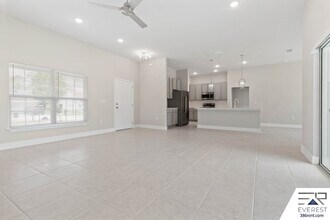 3 Seville Orange Path in Palm Coast, FL - Building Photo - Building Photo