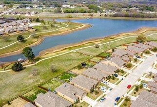 920 Cheyenne Dr in Aubrey, TX - Building Photo - Building Photo