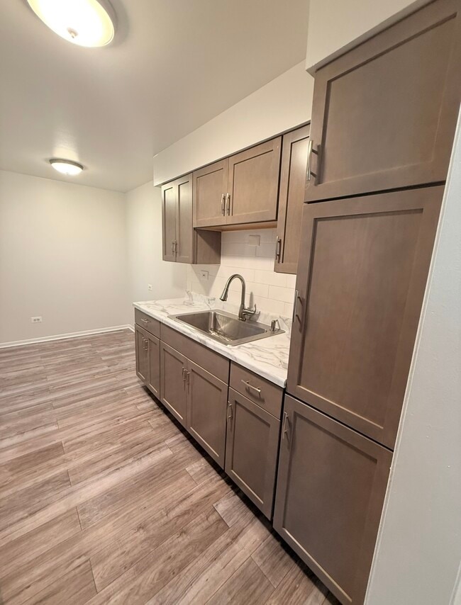 600 McKinley Ave in Mundelein, IL - Building Photo - Building Photo