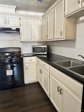 1225 E Cano St in Edinburg, TX - Building Photo - Building Photo