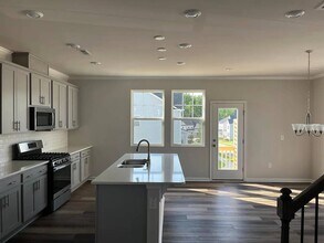 1281 Herb Garden Way in Apex, NC - Building Photo - Building Photo