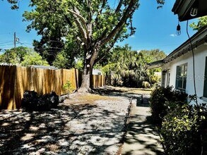 3073 Pine Tree Ave in Largo, FL - Building Photo - Building Photo
