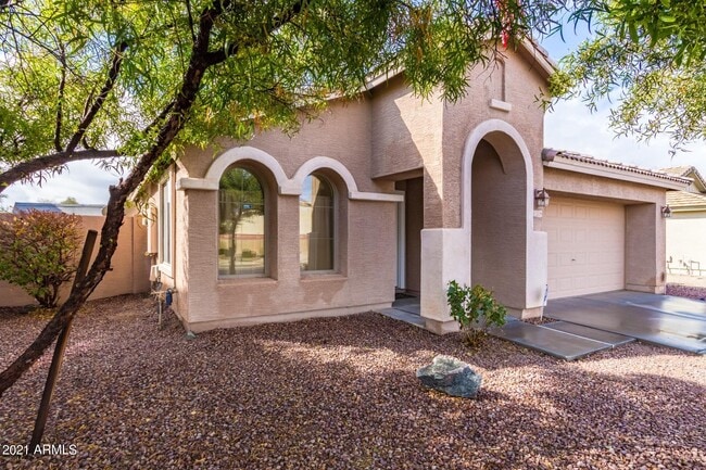 15119 W Lilac St in Goodyear, AZ - Building Photo - Building Photo