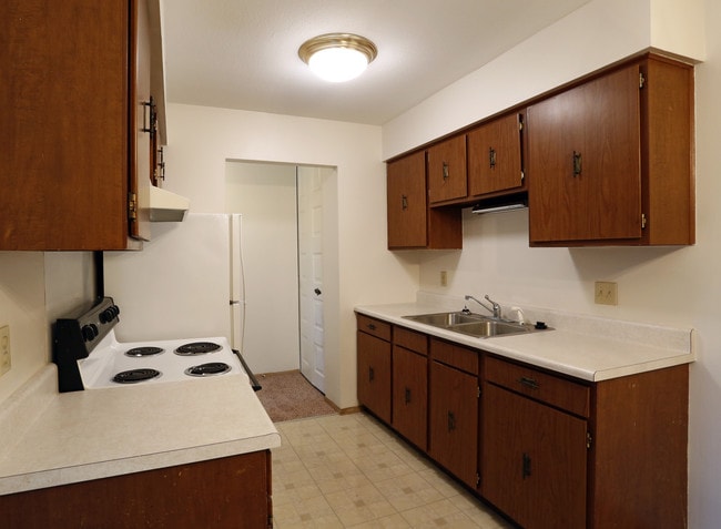 Eastwyck Apartments in Oregon, OH - Foto de edificio - Interior Photo