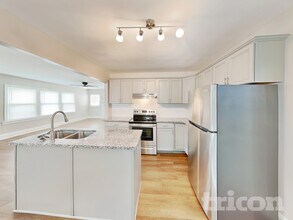 811 W Rankin Ave in Gastonia, NC - Building Photo - Building Photo