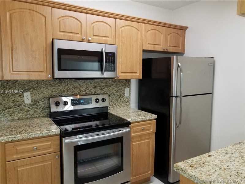 7141 SW 129th Ave in Miami, FL - Building Photo