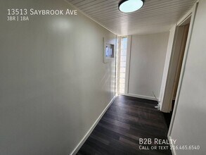 13513 Saybrook Ave in Garfield Heights, OH - Building Photo - Building Photo