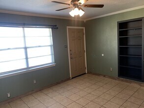 212 E Valley Rd in Harker Heights, TX - Building Photo - Building Photo