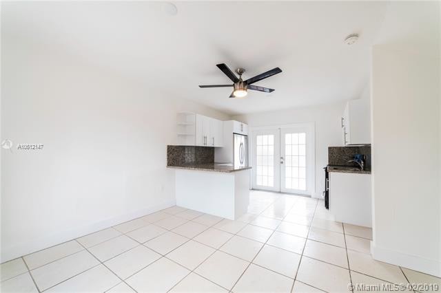 1145 SW 74th Ct-Unit -BACK in Miami, FL - Building Photo