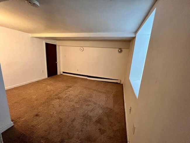119 South St, Unit A in Waltham, MA - Foto de edificio - Building Photo