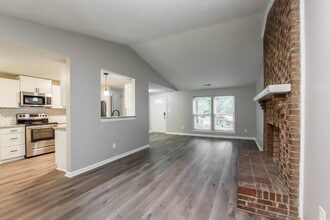 6636 Piney Path Rd in Charlotte, NC - Building Photo - Building Photo