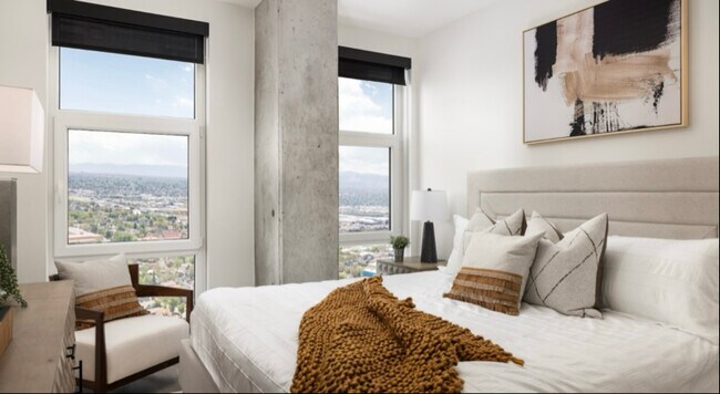 955 Bannock St, Unit 1101 in Denver, CO - Building Photo - Building Photo