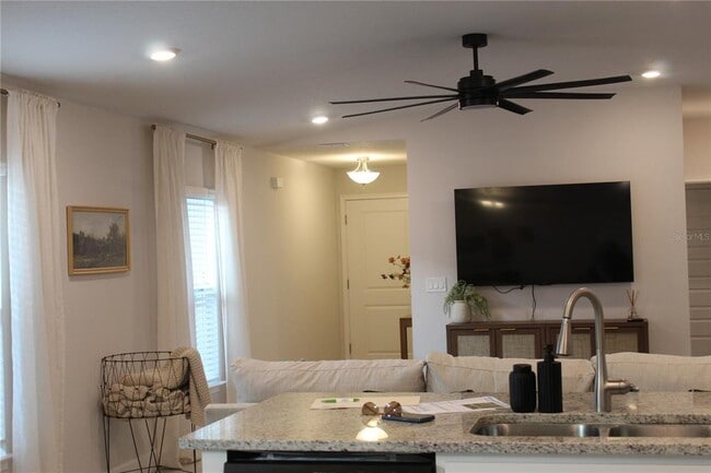 36140 Trinity Glade Rd in Dade City, FL - Building Photo - Building Photo