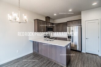 325 S Woodlawn Rd in Spokane Valley, WA - Building Photo - Building Photo
