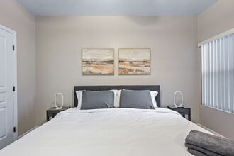 2507 W Villa Rita Dr, Unit SI ID1244299P in Phoenix, AZ - Building Photo - Building Photo