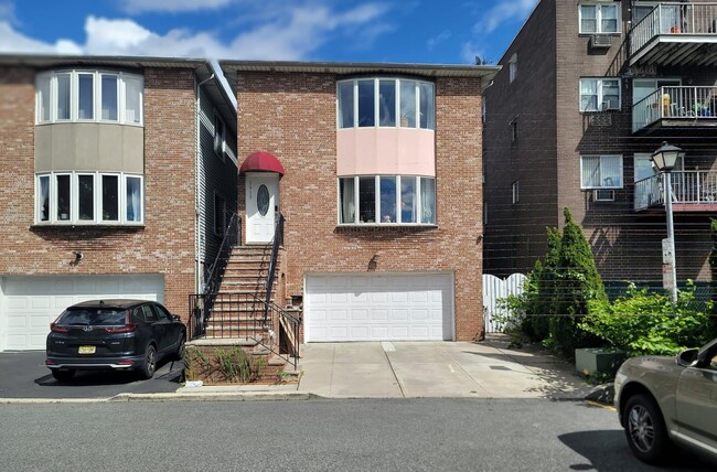 property at 1910 Grand Ave