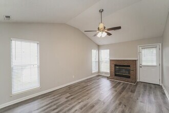 8908 Chesham Dr in Charlotte, NC - Building Photo - Building Photo
