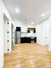 Amazing 4-Bed 3-Bath East Village Apartmen in New York, NY - Building Photo - Building Photo
