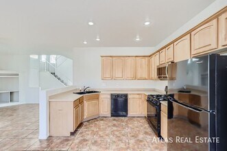 5920 N Buckwood Mote St in North Las Vegas, NV - Building Photo - Building Photo