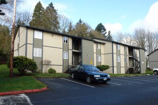 Ridgecrest Timbers in Portland, OR - Building Photo