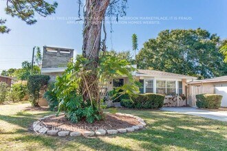 4315 19th Ave W in Bradenton, FL - Building Photo - Building Photo