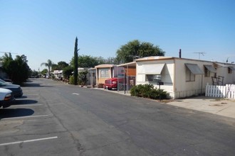 763 W Avenue L in Calimesa, CA - Foto de edificio - Building Photo