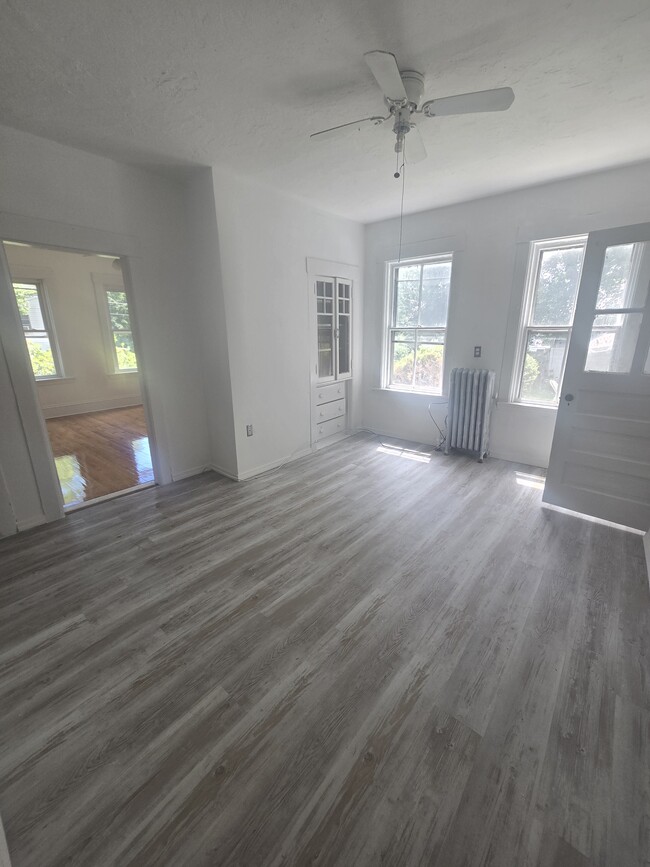 20 Temple St, Unit West Fitchburg Apartment
