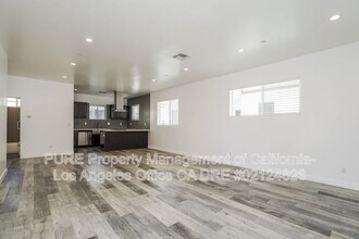 1340 N Kenmore Ave in Los Angeles, CA - Building Photo - Building Photo