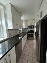 96 Saint Paul St, Unit 3 in Brookline, MA - Building Photo - Building Photo