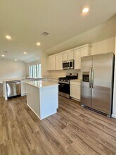 3347 climbing Gdns Dr in Conroe, TX - Building Photo - Building Photo