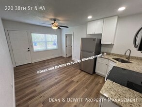 220 38th St N in St. Petersburg, FL - Building Photo - Building Photo