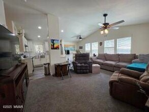 921 S 11th Ave in Show Low, AZ - Building Photo - Building Photo