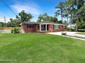 5093 Ortega Cove Cir in Jacksonville, FL - Building Photo - Building Photo