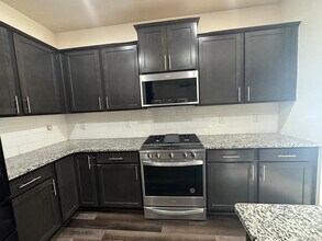 108 Pelsett St in Durham, NC - Building Photo - Building Photo