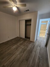 830 N Ferger Ave, Unit 101 in Fresno, CA - Foto de edificio - Building Photo