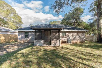 245 Cary Memorial Dr in Pensacola, FL - Building Photo - Building Photo