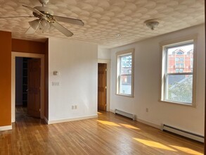 22 3rd St, Unit #3 in Cambridge, MA - Building Photo - Building Photo