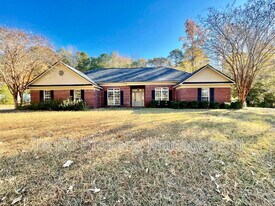 177 Richardson Rd in Fortson, GA - Building Photo