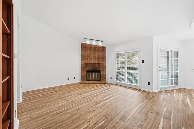 1104 Riverchase Ln in Arlington, TX - Building Photo - Building Photo